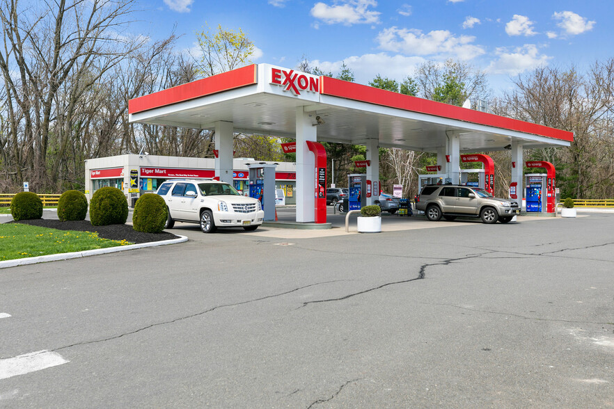 Primary Photo Of 1930 Nottingham Way, Trenton Convenience Store For Sale