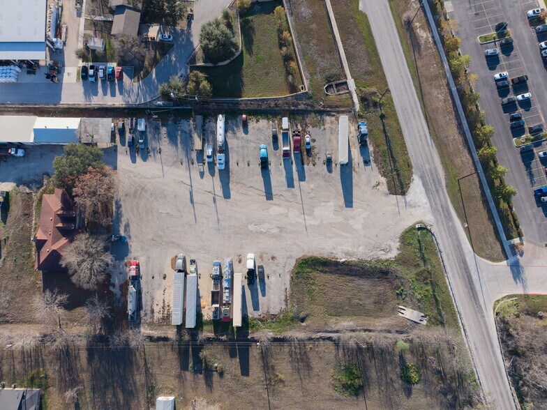 More Photos Of 7765 Fm 482, New Braunfels Office For Lease
