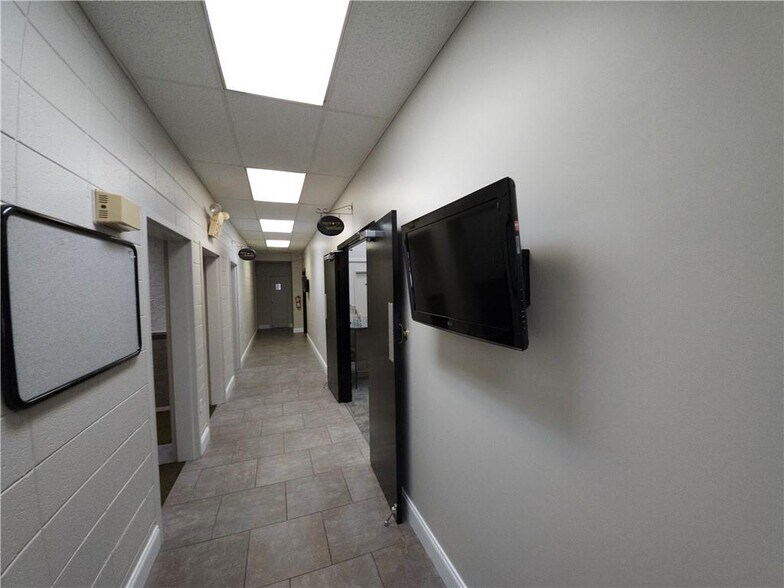 More Photos Of 4144 Old Austell Rd, Powder Springs Religious Facility For Lease