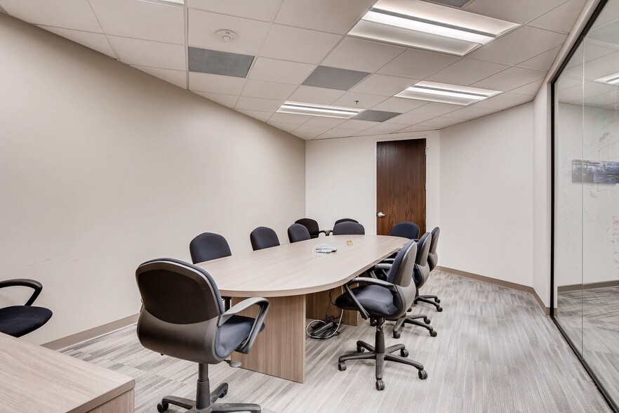 More Photos Of 6041 S Syracuse Way, Greenwood Village Office For Lease