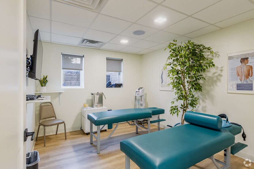 More Photos Of 2555 Washington Rd, Pittsburgh Unknown For Lease