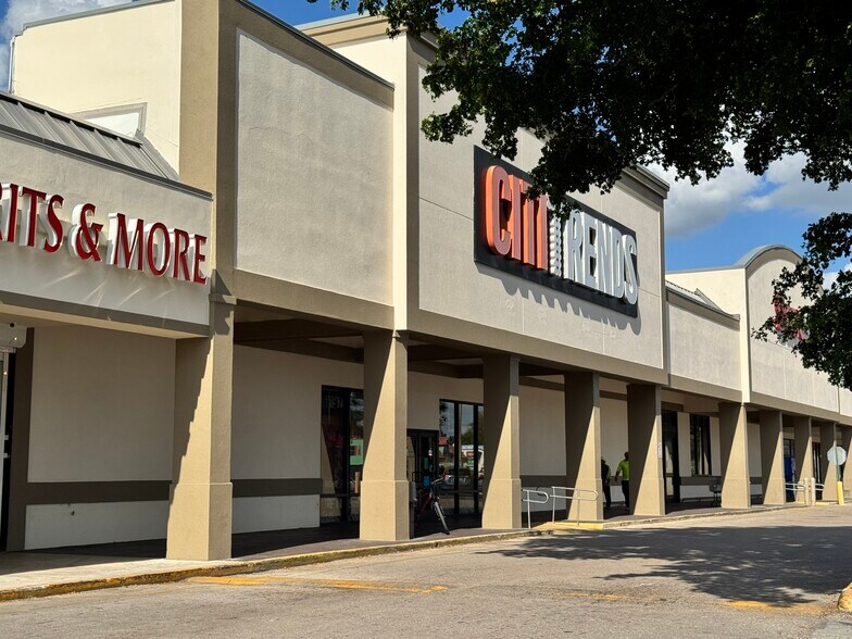More Photos Of 4901 Palm Beach Blvd, Fort Myers Unknown For Lease