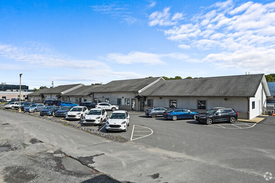 More Photos Of 5 Pethick Dr, Plains Township Office For Lease