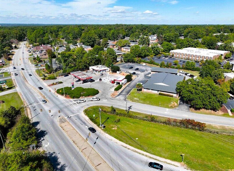 More Photos Of 454 Berryhill Rd, Columbia Medical For Sale