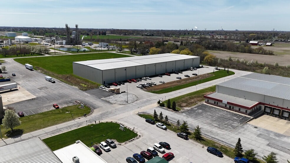 More Photos Of 4070 Spartan Dr, Oregon Warehouse For Lease