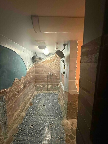 More Photos Of 427 Front St, Catasauqua Storefront Retail Residential For Lease