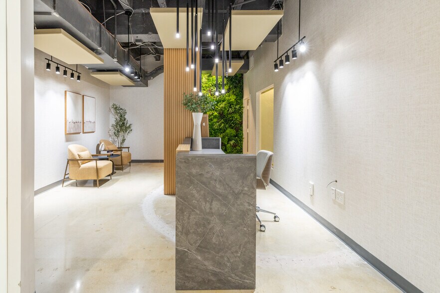 More Photos Of 1680 Meridian Ave, Miami Beach Office For Lease