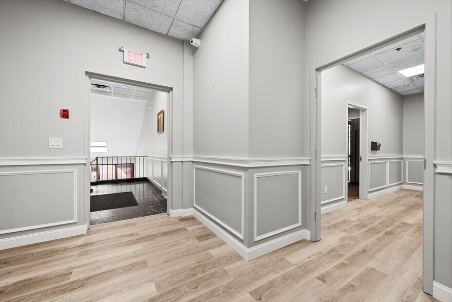 More Photos Of 24 Old Albany Post Rd, Croton-on-Hudson Medical For Lease