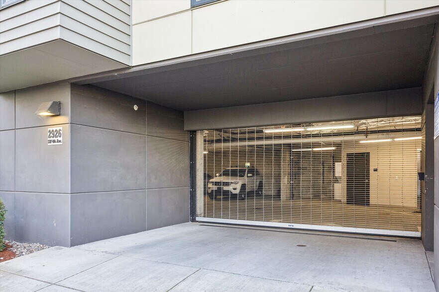 More Photos Of 2926 SW 4th Ave, Portland Apartments For Sale