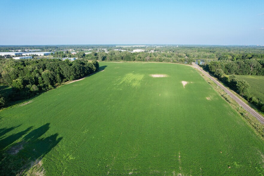 More Photos Of West Grand River Avenue, Lansing Land For Sale