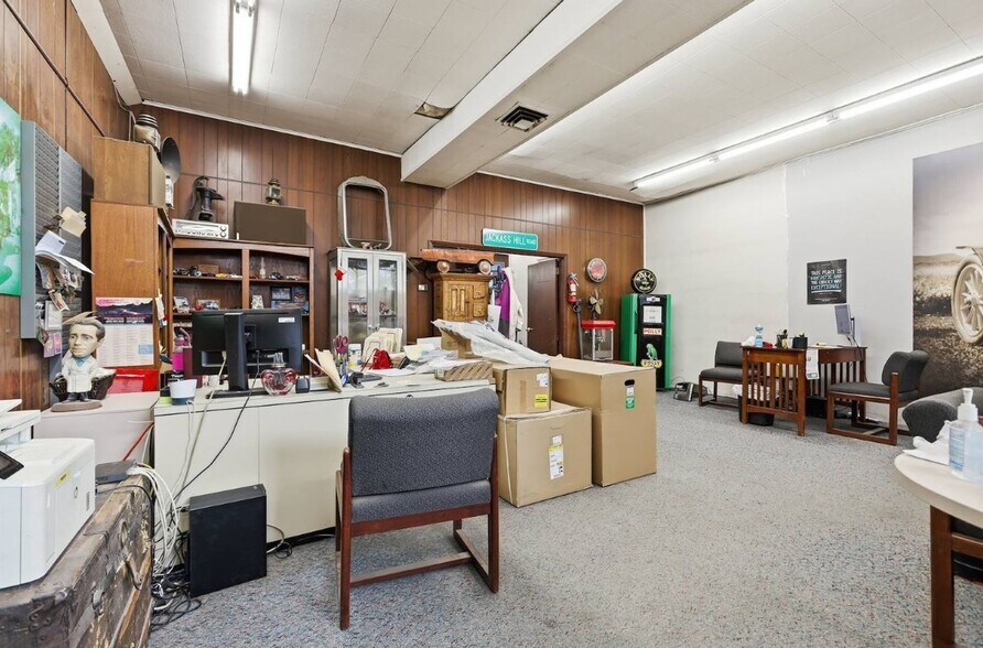More Photos Of 1210-1214 Santa Fe Dr, Denver Office For Sale