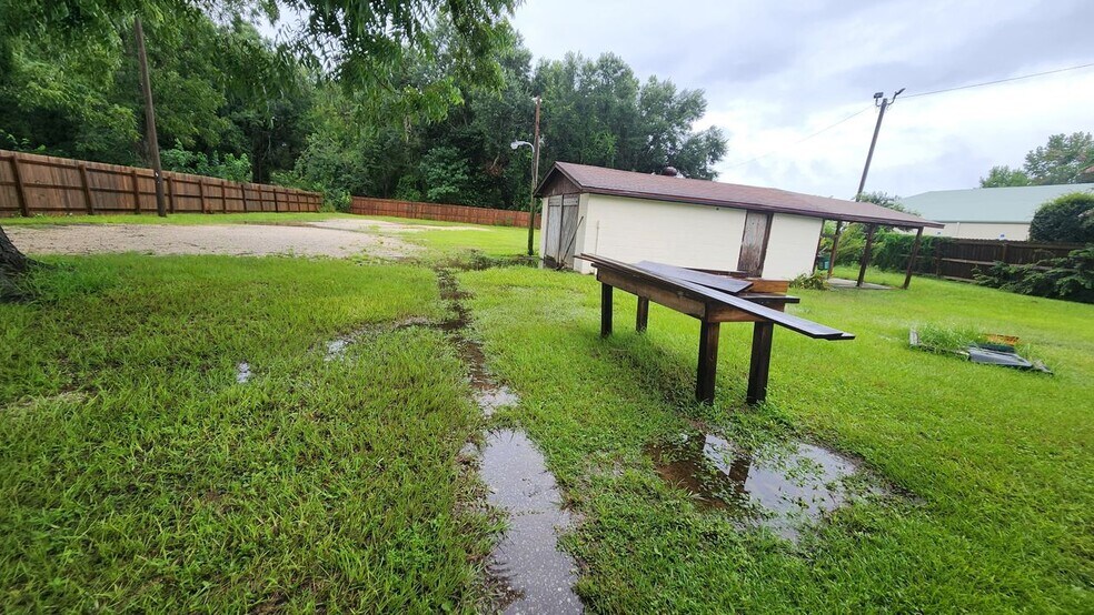 More Photos Of 6730 Mobile Hwy, Pensacola Office For Lease