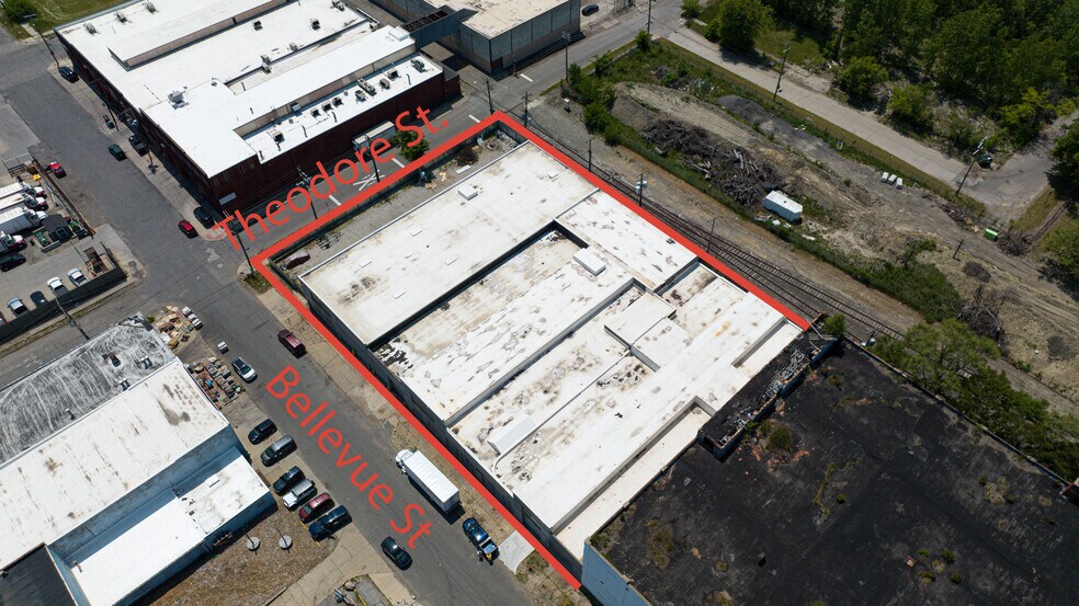 More Photos Of 5143 Bellevue St, Detroit Distribution For Sale