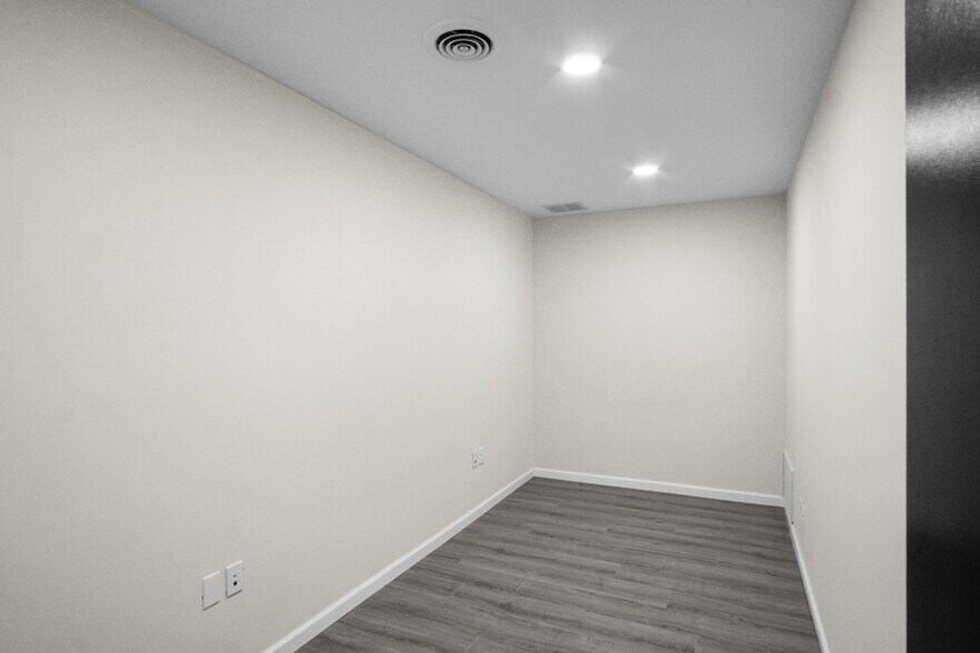 More Photos Of 55 Old Turnpike Rd, Nanuet Office For Lease