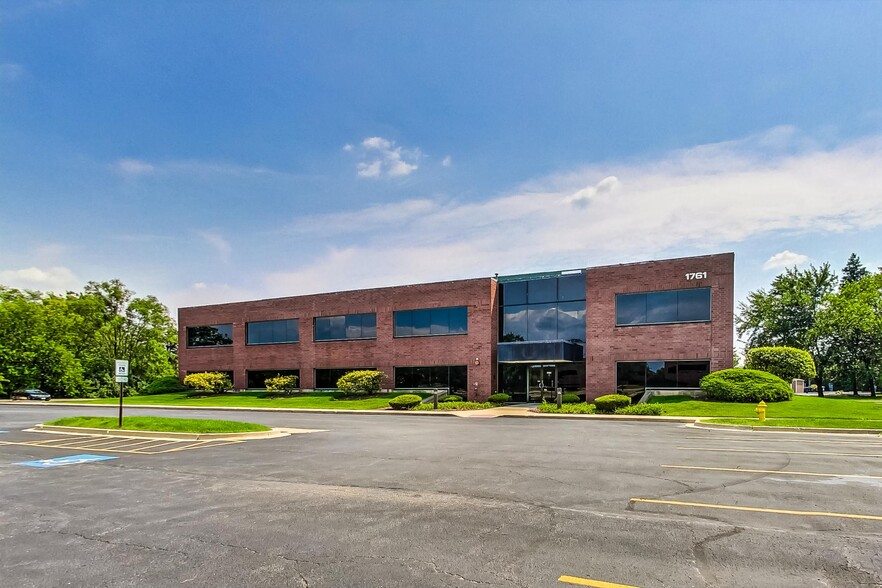 Primary Photo Of 1761 S Naperville Rd, Wheaton Medical For Sale