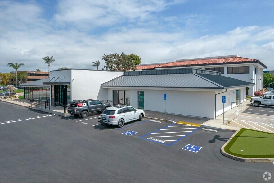 More Photos Of 5051 Avenida Encinas, Carlsbad Office For Lease