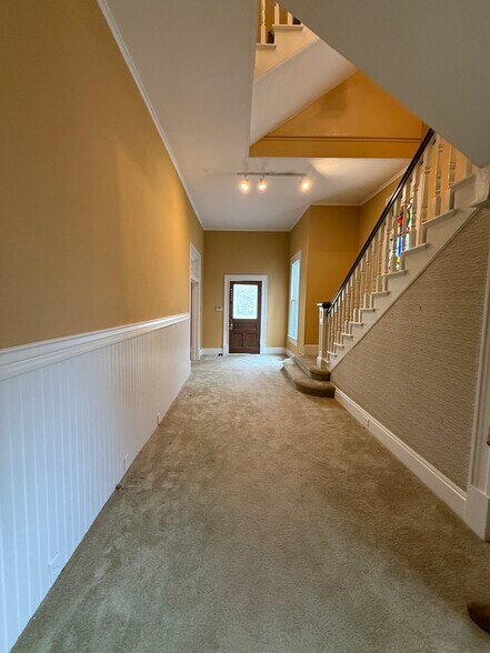 More Photos Of 610 Herndon St, Shreveport Office For Sale