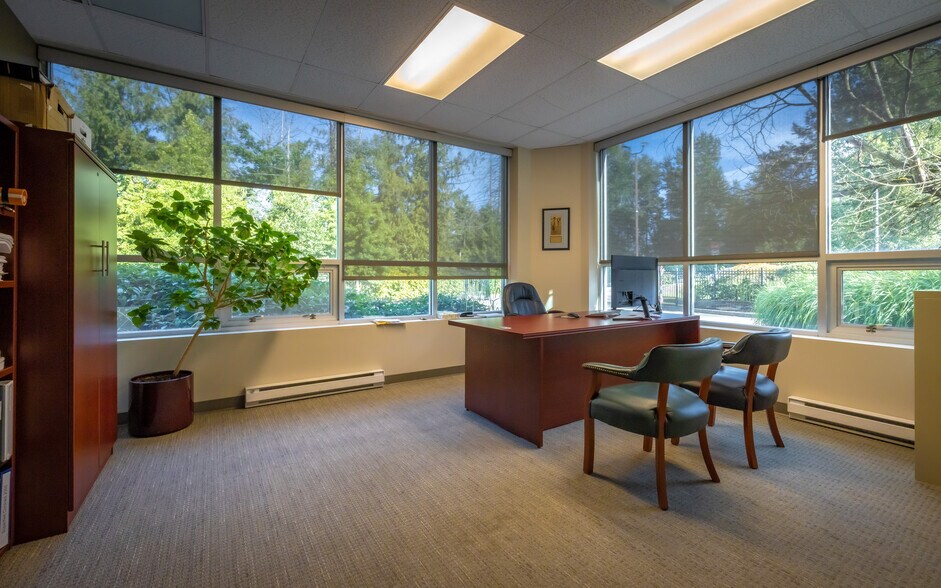 More Photos Of 19429 54th Ave, Surrey Warehouse For Sale
