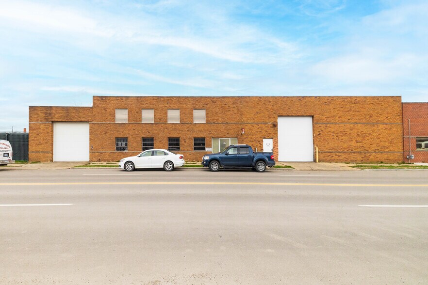 Primary Photo Of 6773 E Davison St, Detroit Industrial For Sale
