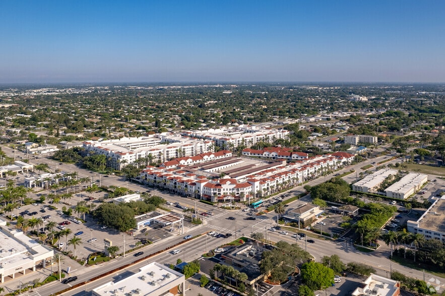 More Photos Of 1351 S Federal Hwy, Boynton Beach Apartments For Lease