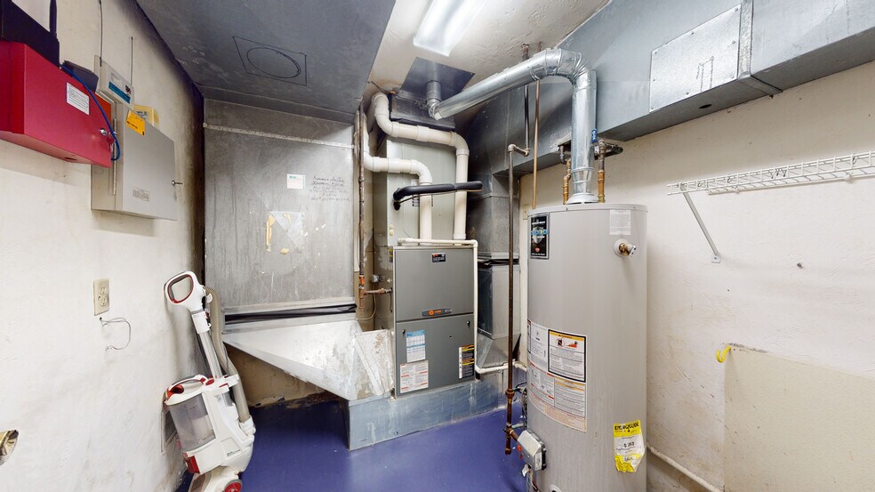 More Photos Of 12249 US Route 30, North Huntingdon Veterinarian Kennel For Sale