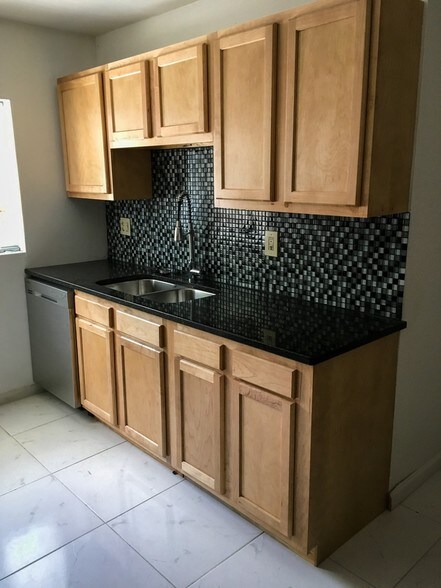 More Photos Of 4344 Kirby Ave, Cincinnati Apartments For Sale