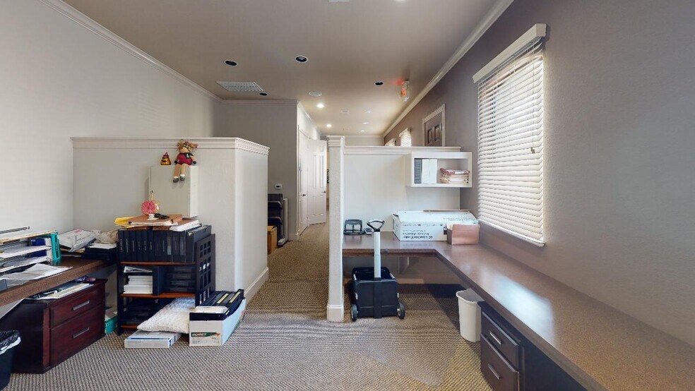 More Photos Of 5507 Louetta Rd, Spring Medical For Sale