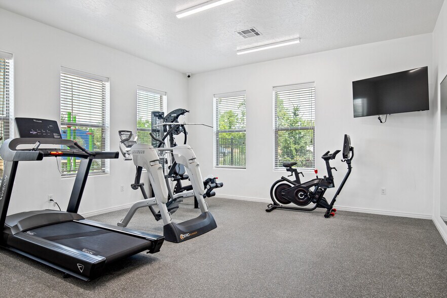 More Photos Of 9557 W State St, Boise Apartments For Sale