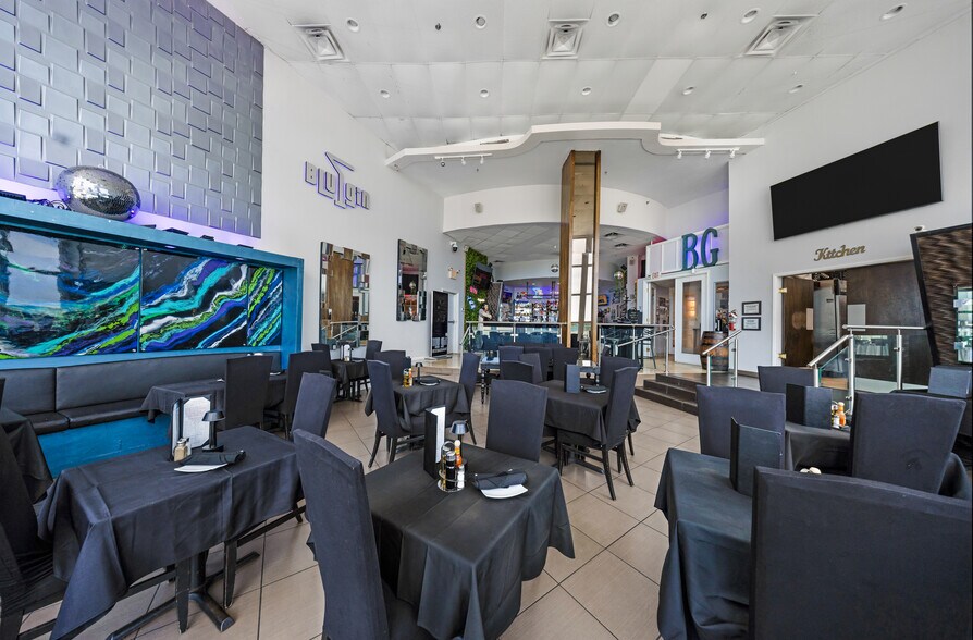 More Photos Of 5445 Collins Ave, Miami Beach Apartments For Sale