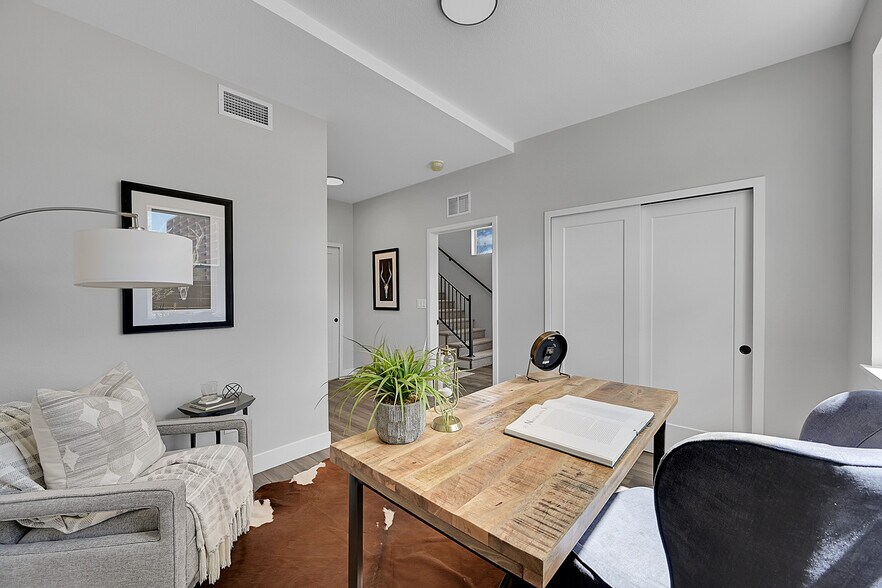 More Photos Of 904 Arcturus Dr, Colorado Springs Apartments For Sale