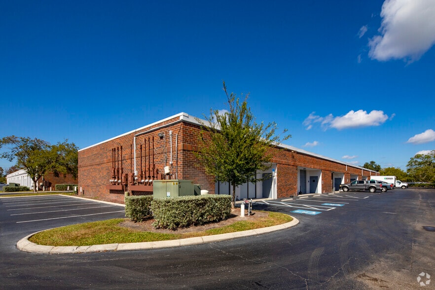 More Photos Of 4515 George Rd, Tampa Unknown For Lease