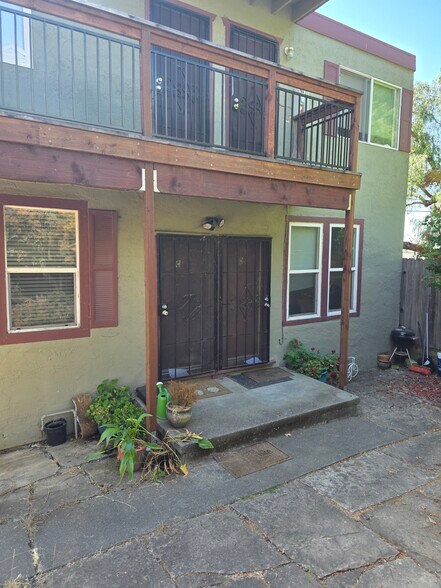 More Photos Of 241 Kentucky St, Vallejo Apartments For Sale