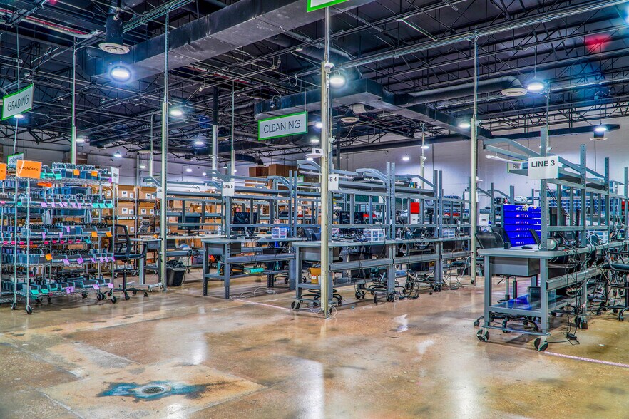 More Photos Of 601 W 20th St, Hialeah Warehouse For Sale