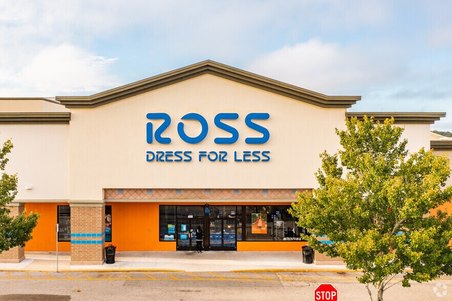 More Photos Of 130 E Altamonte Dr, Altamonte Springs Unknown For Lease