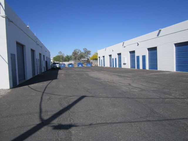 More Photos Of 1920 S Factor Ave, Yuma Warehouse For Lease