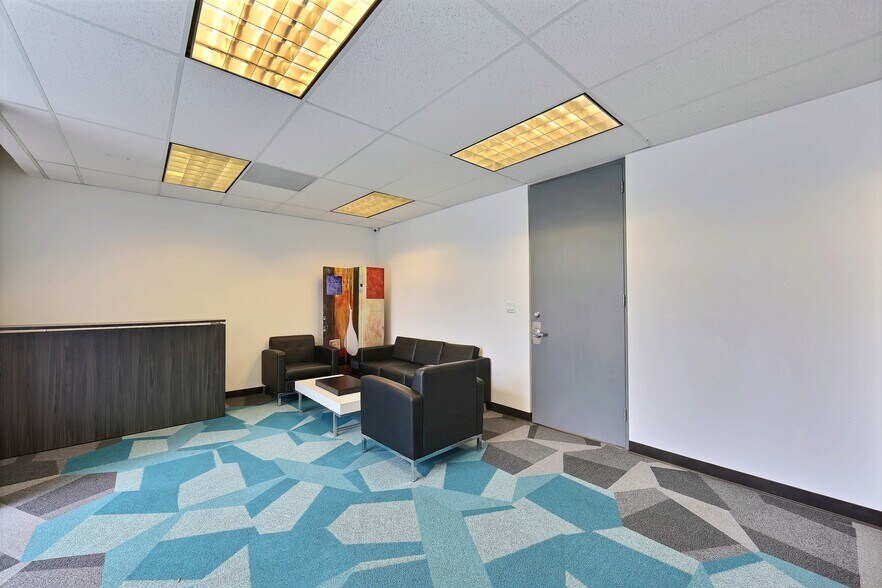 More Photos Of 415 Huntington Dr, San Marino Loft Creative Space For Lease