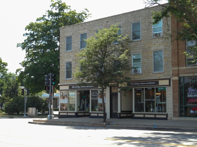 More Photos Of 141 S Batavia Ave, Batavia Storefront Retail Residential For Lease