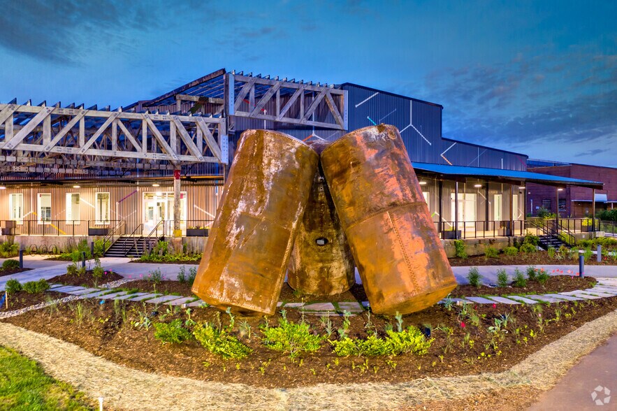 More Photos Of 1801 N Graham St, Charlotte Office For Lease