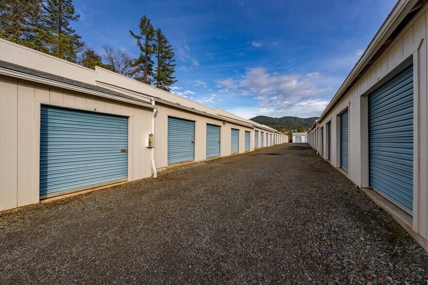 More Photos Of 25657 Redwood Hwy, Cave Junction Self Storage For Sale