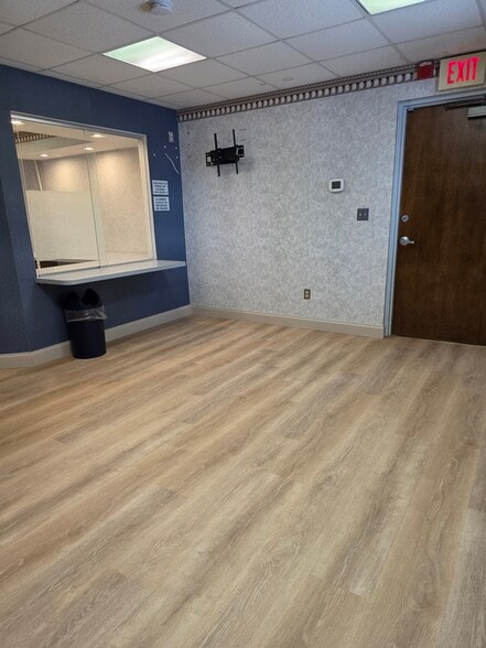 More Photos Of 329 Belleville Ave, Bloomfield Medical For Lease