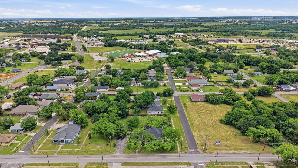 More Photos Of 202 E Main St, Celina Flex For Sale