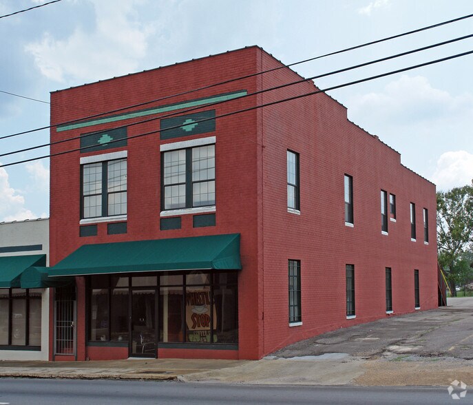More Photos Of 301-309 7th St N, Clanton Office For Sale