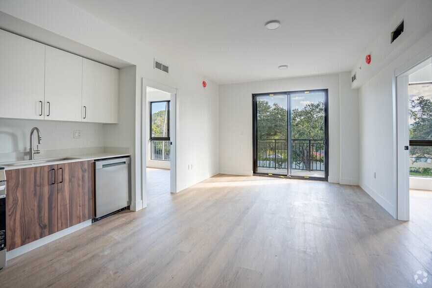 More Photos Of 2479 Northeast 192 Street, Miami Apartments For Lease