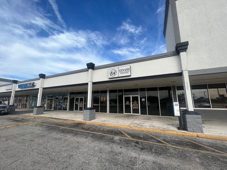 More Photos Of 5011-5287 Edgewater Dr, Orlando Unknown For Lease