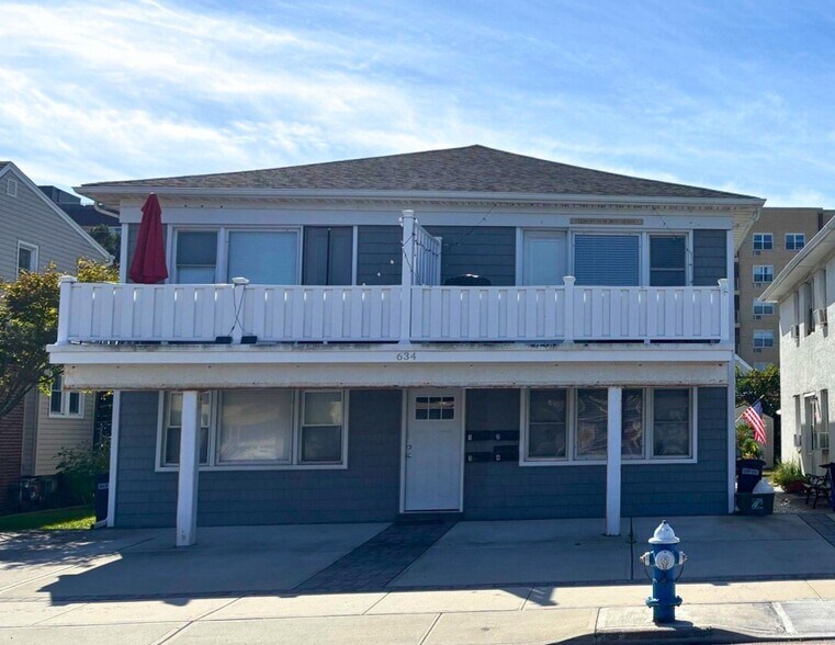 More Photos Of , Long Beach Multifamily For Sale