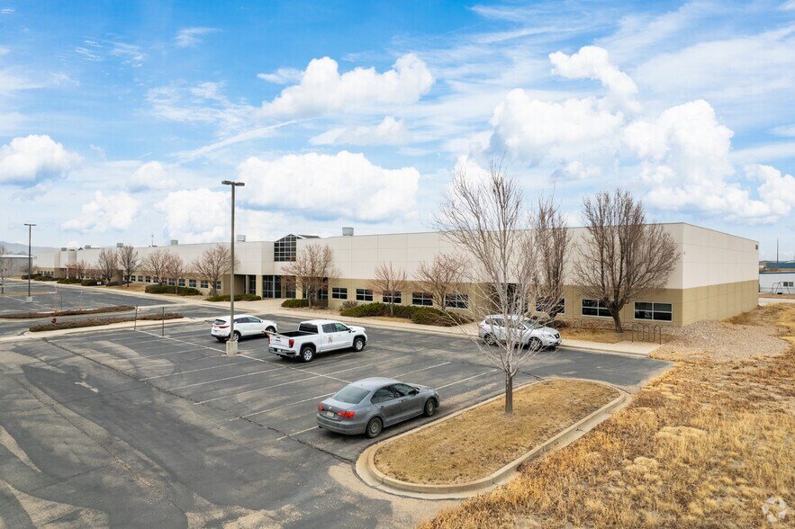 More Photos Of 840 Diamond Valley Pky, Windsor Industrial For Sale