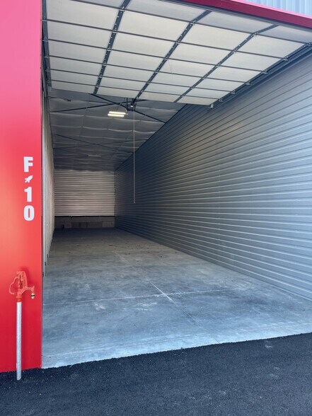 More Photos Of 1183 Exchange St, Boise Self Storage For Sale
