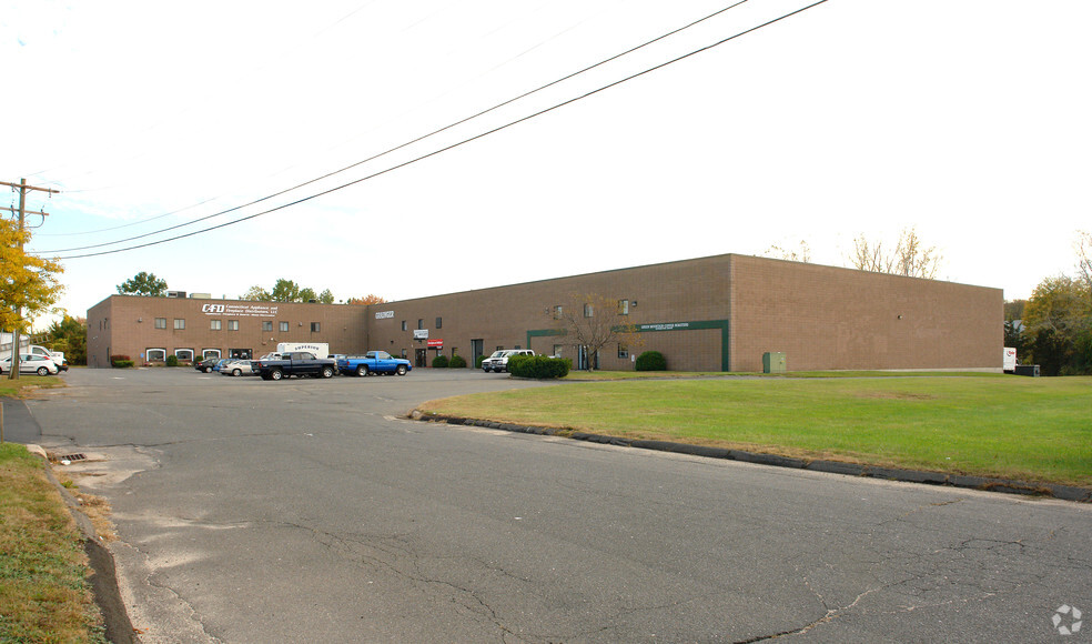 Primary Photo Of 50 Graham Pl, Southington Light Manufacturing For Lease