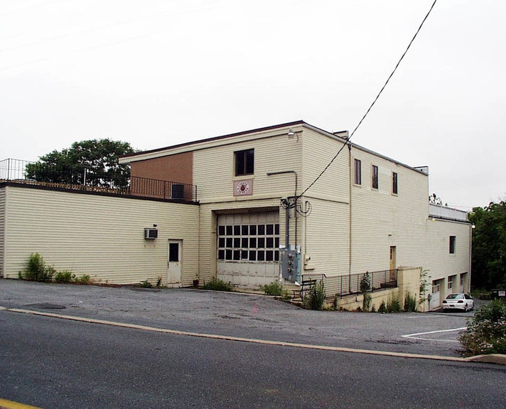 More Photos Of 1160 S State St, Ephrata Light Manufacturing For Lease