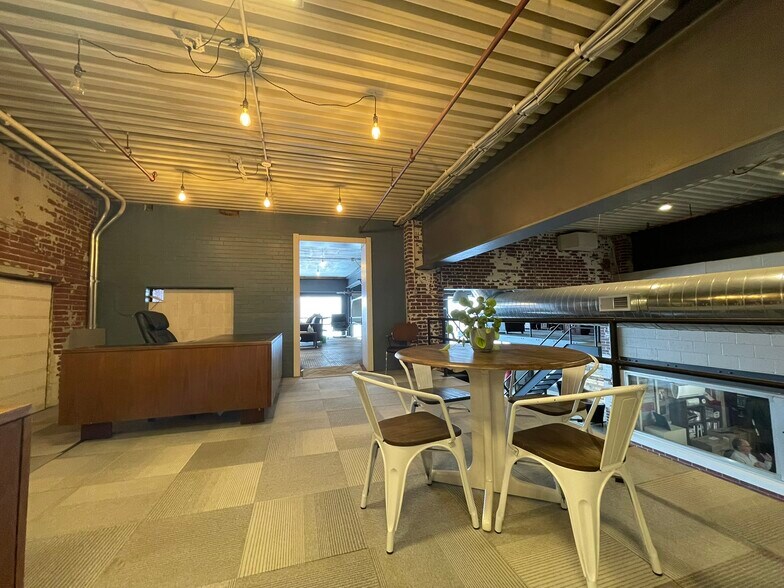 More Photos Of 501 Argonne Rd, Warsaw Manufacturing For Lease